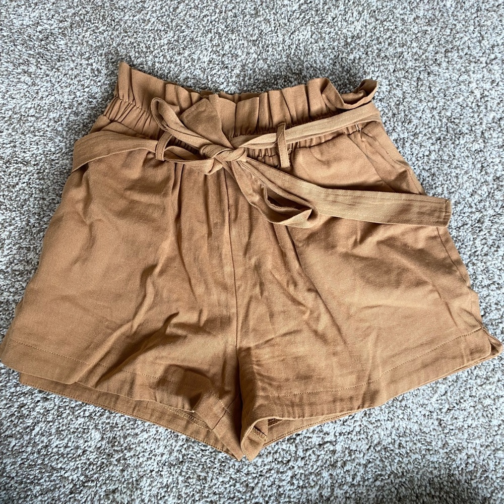 Paper bag shorts